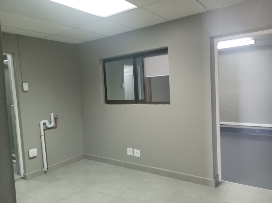 To Let 2 Bedroom Property for Rent in Quigney Eastern Cape